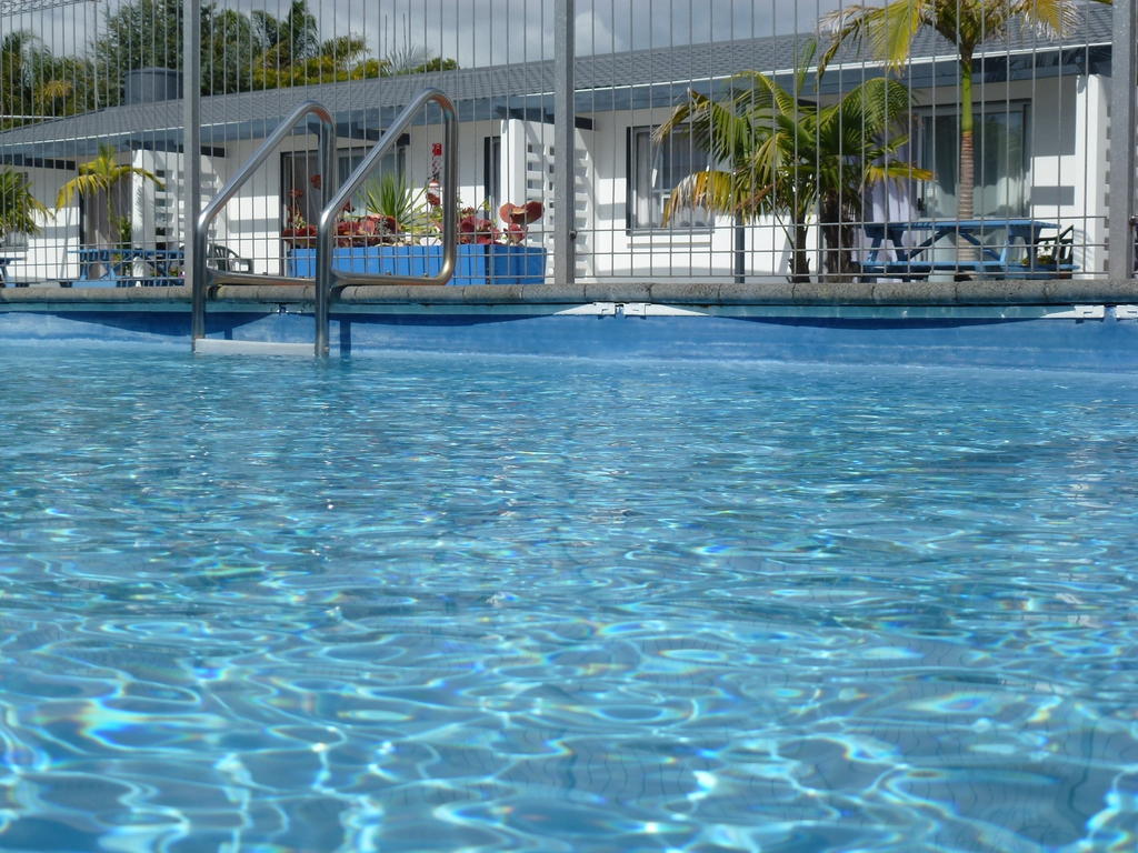 Mana-Nui Motel Whitianga Bagian luar foto